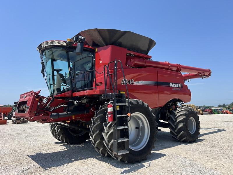 Image of Case IH 8240 Primary image