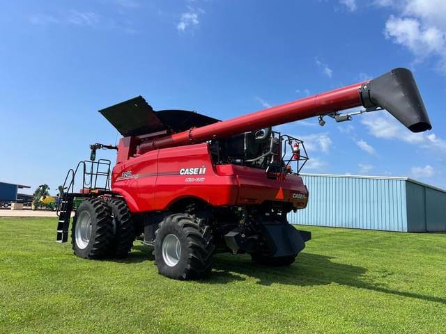 Image of Case IH 8250 equipment image 4