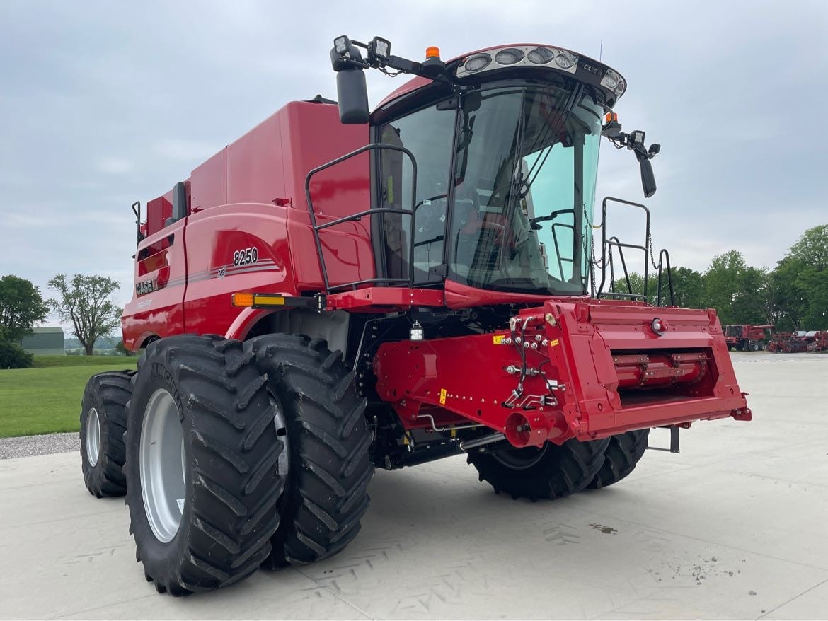 Main image Case IH 8250