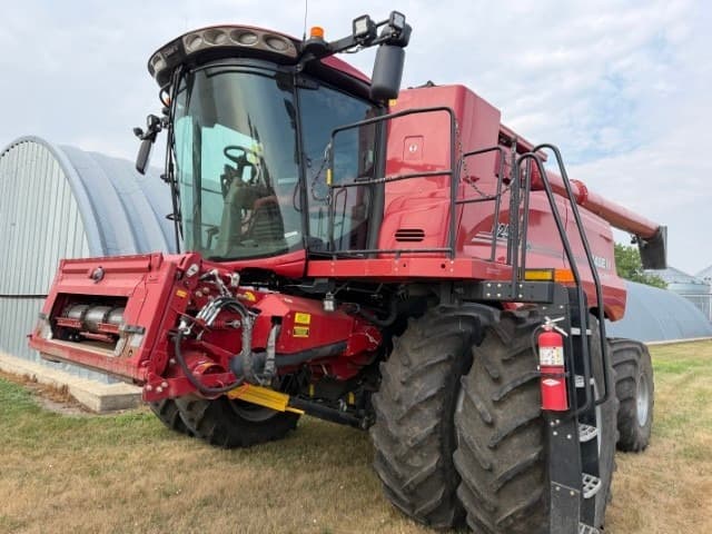 Image of Case IH 8250 equipment image 1