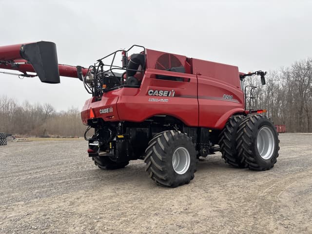 Image of Case IH 8260 equipment image 2