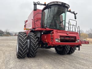Case IH 8260 Image