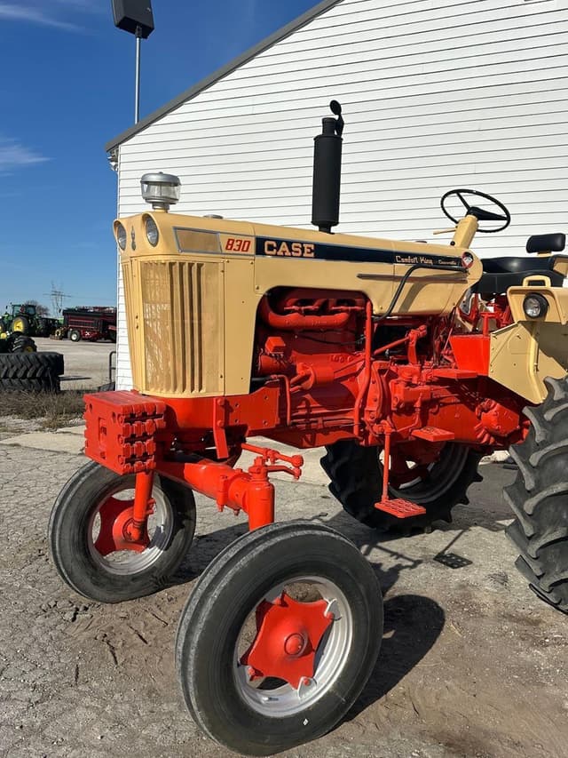 Image of Case 830 equipment image 1