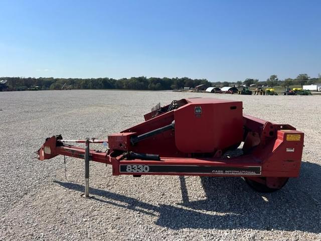 Image of Case IH 8330 equipment image 2