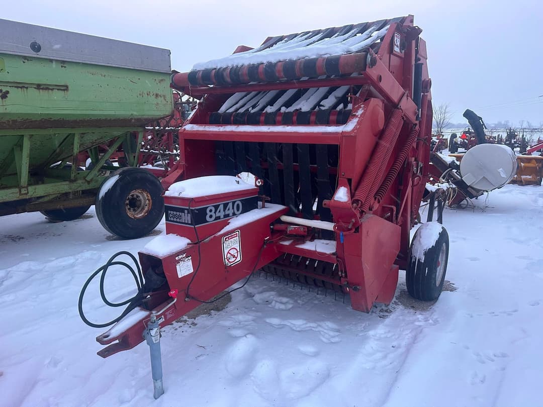 Image of Case IH 8440 Image 0