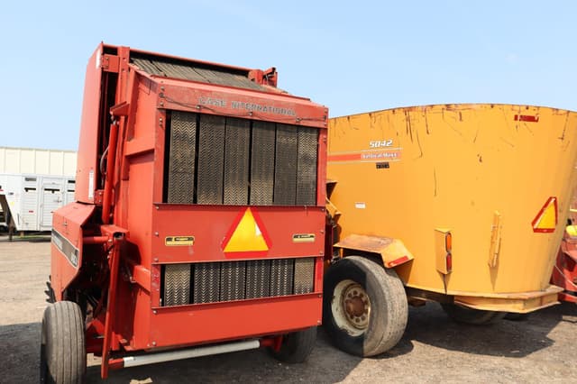 Image of Case IH 8450 equipment image 4
