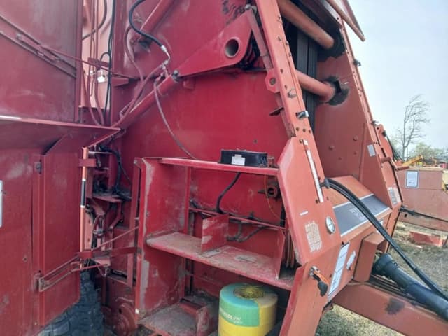 Image of Case IH 8450 equipment image 4