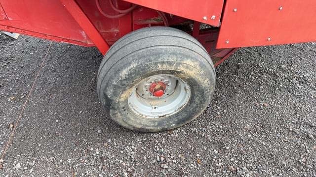Image of Case IH 8455 equipment image 2
