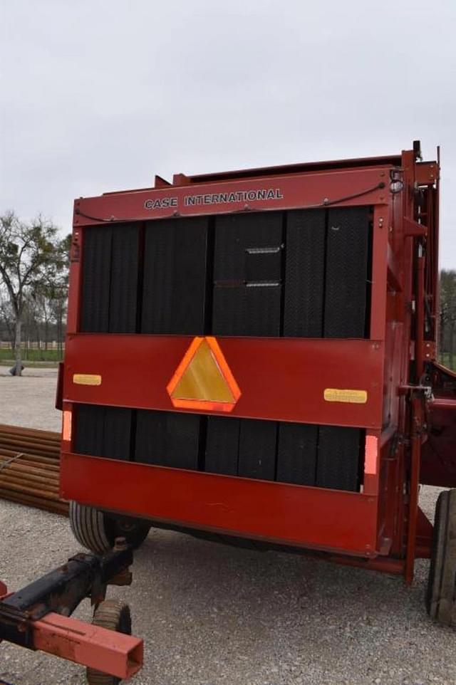 Image of Case IH 8460 equipment image 4