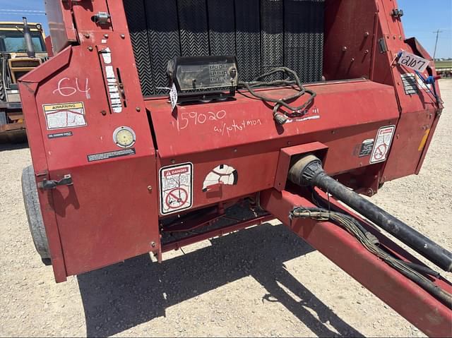 Image of Case IH 8465 equipment image 1