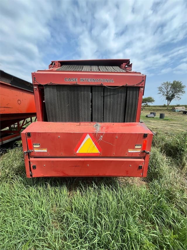 Image of Case IH 8465 equipment image 3