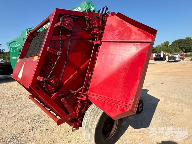 Image of Case IH 8480 equipment image 1