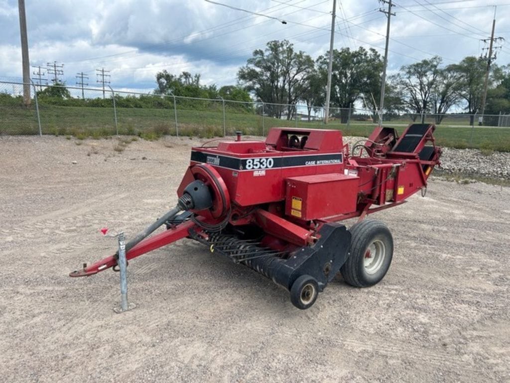 Case IH 8530 Equipment Image0