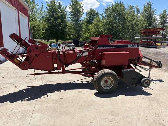 Image of Case IH 8530 equipment image 2