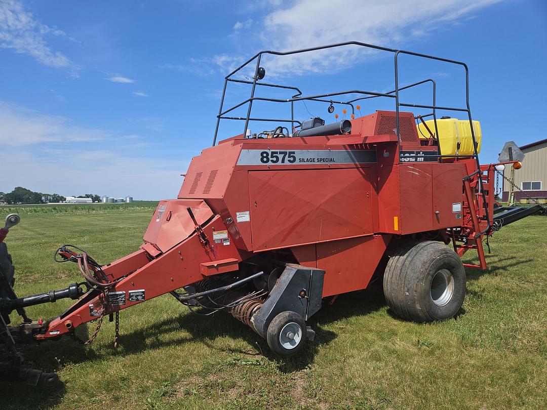 Image of Case IH 8575 Primary image