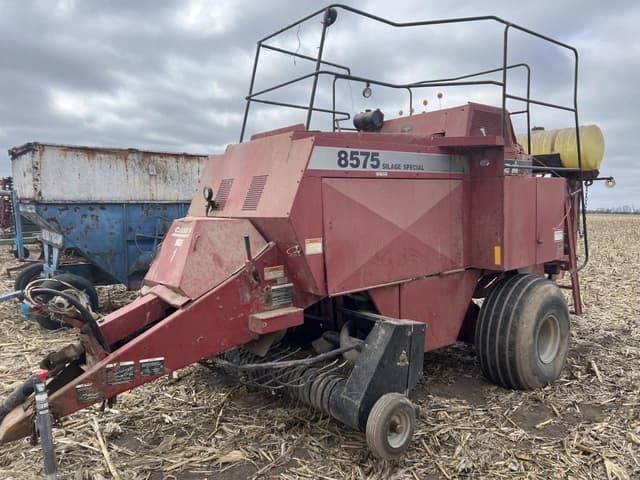 Image of Case IH 8575 equipment image 4