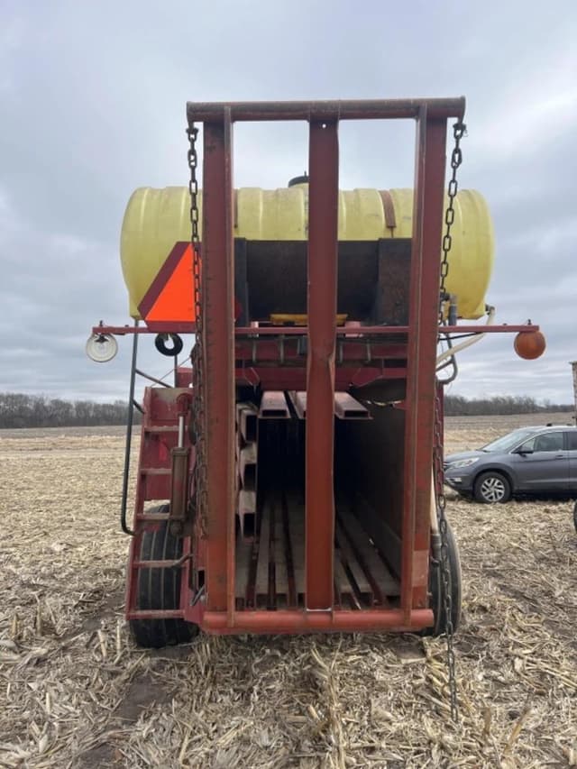 Image of Case IH 8575 equipment image 2