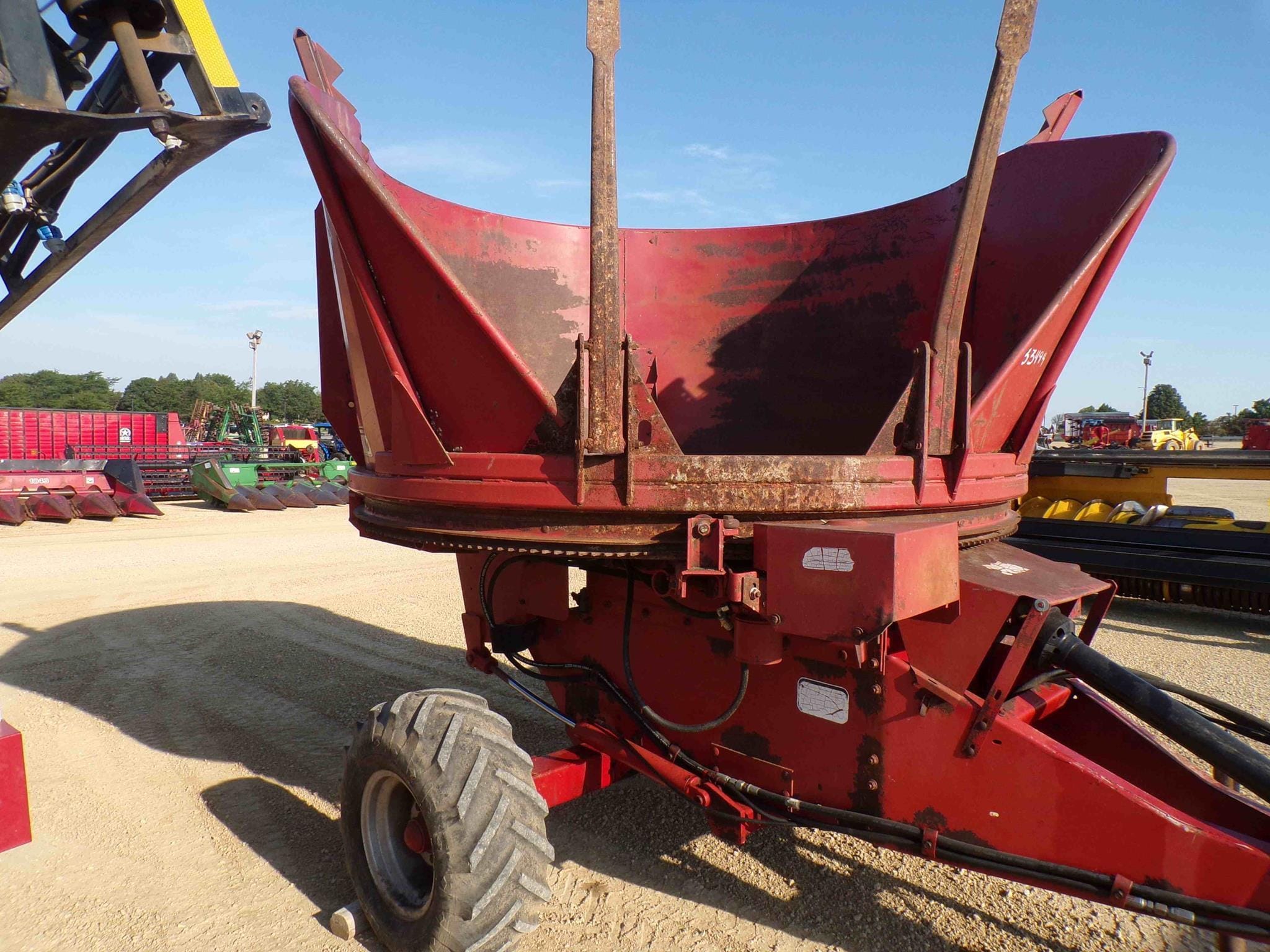 Case IH 8610 Equipment Image0