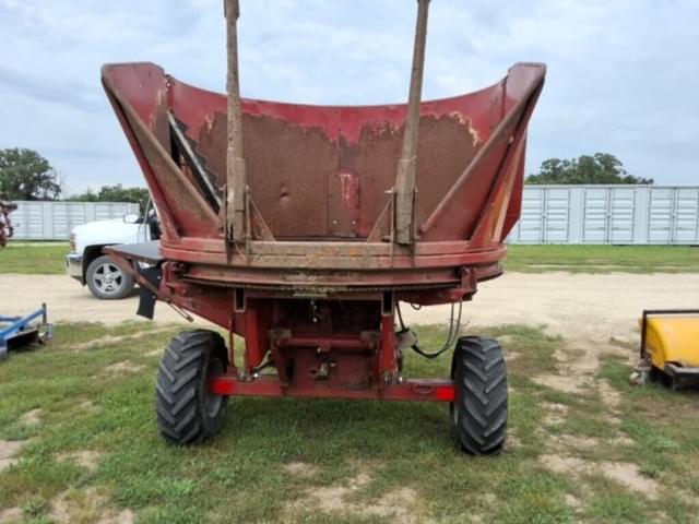 Image of Case IH 8610 equipment image 4