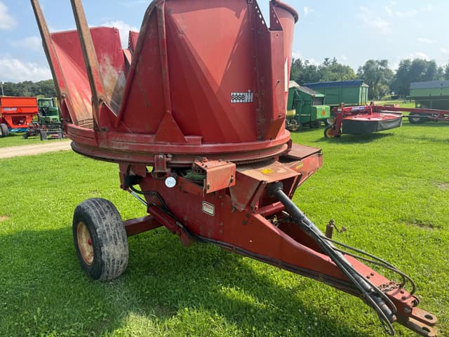Image of Case IH 8610 equipment image 2