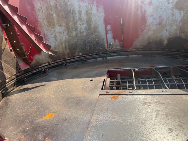 Image of Case IH 8610 equipment image 3