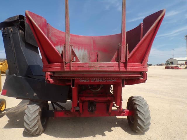 Image of Case IH 8610 equipment image 4