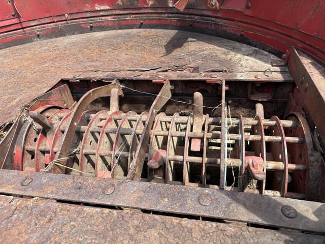 Image of Case IH 8610 equipment image 3
