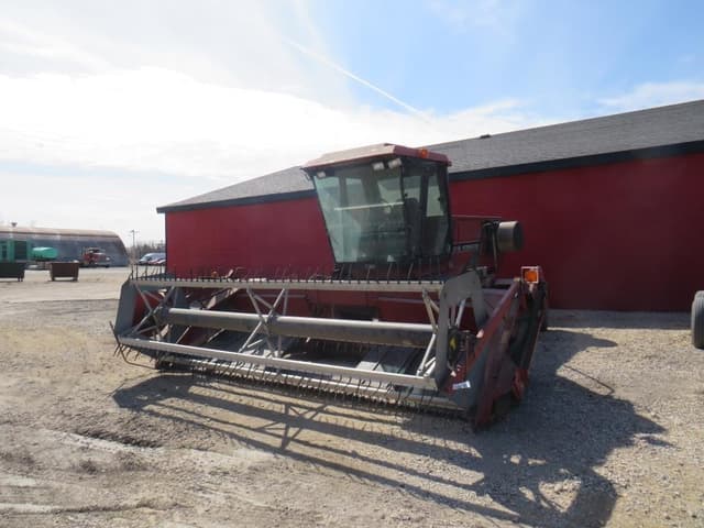 Image of Case IH 8830 equipment image 1