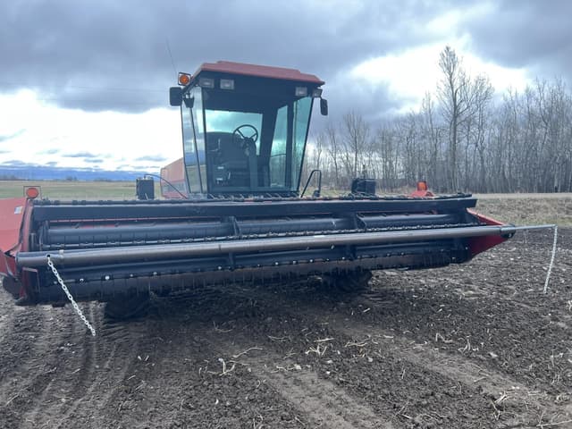 Image of Case IH 8840 equipment image 1