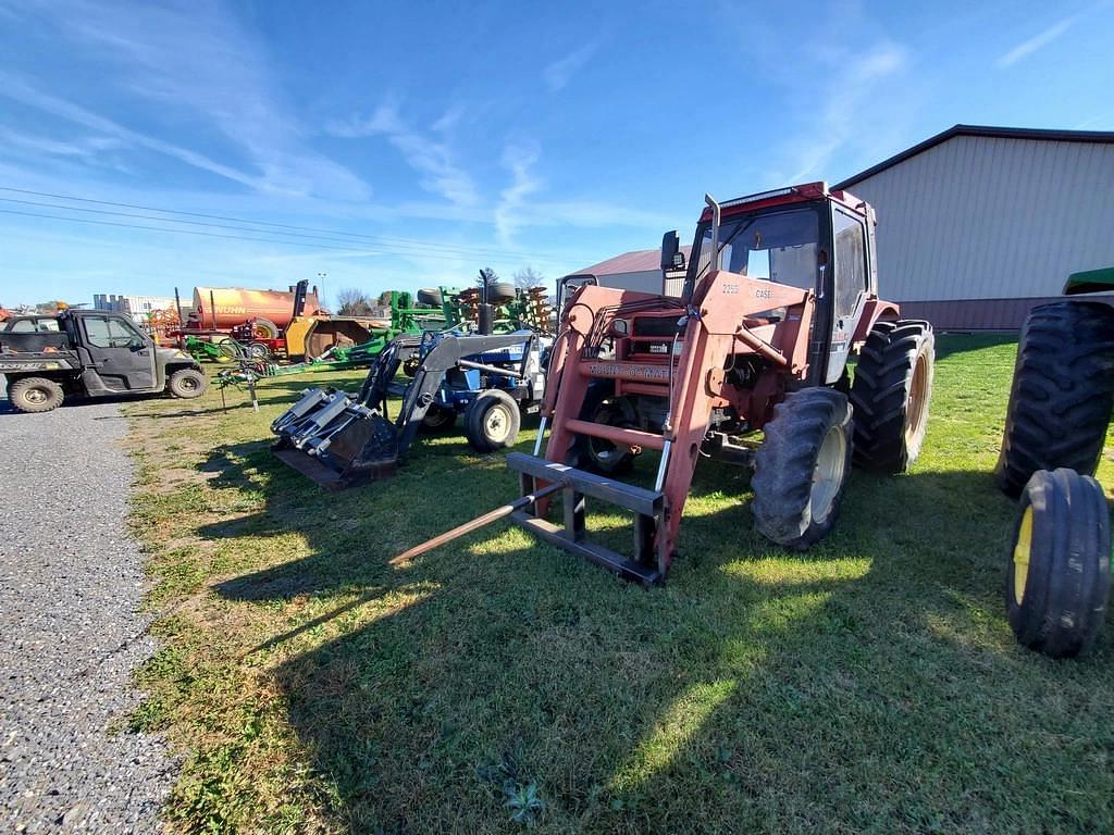 Image of Case IH 885 Primary image