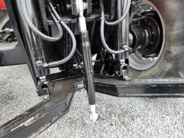 Image of Case IH 8920 equipment image 4