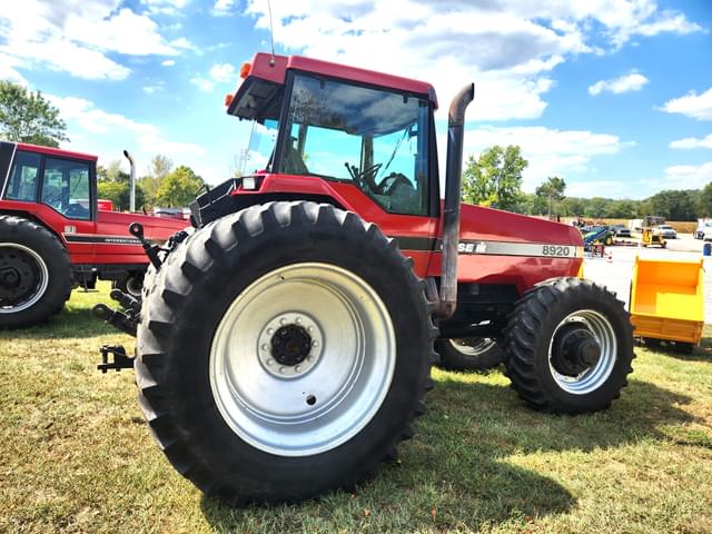 Image of Case IH 8920 equipment image 3