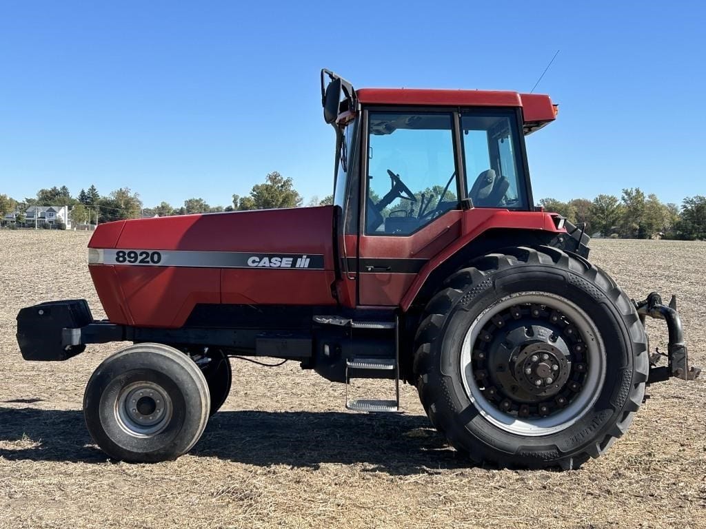 Case IH 8920 Equipment Image0