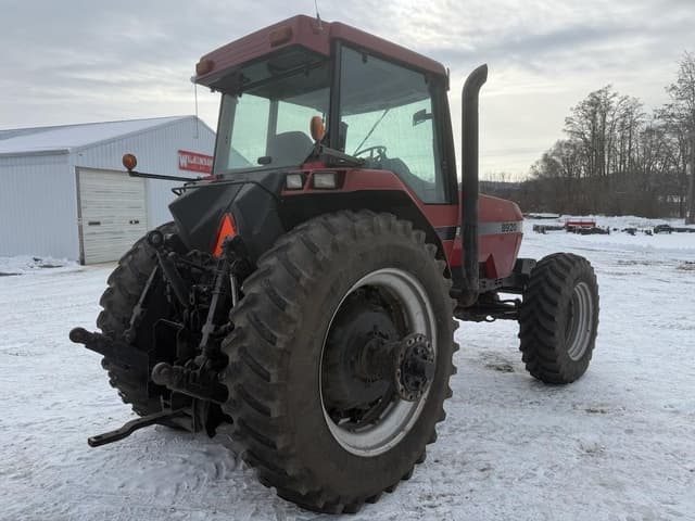 Image of Case IH 8920 equipment image 3