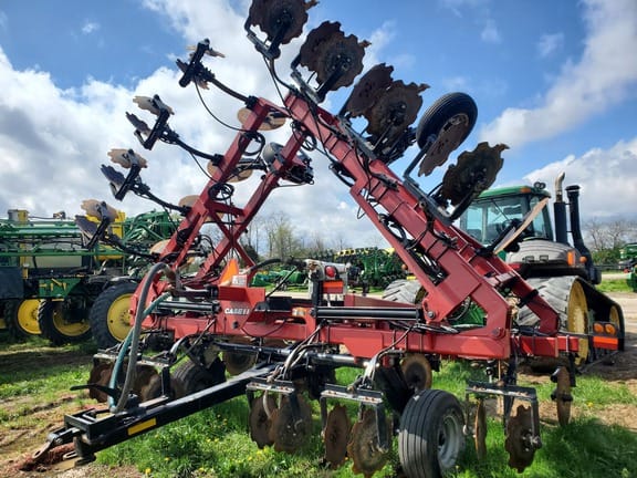 Case IH 930 Equipment Image0