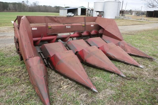 Image of Case IH 944 equipment image 1
