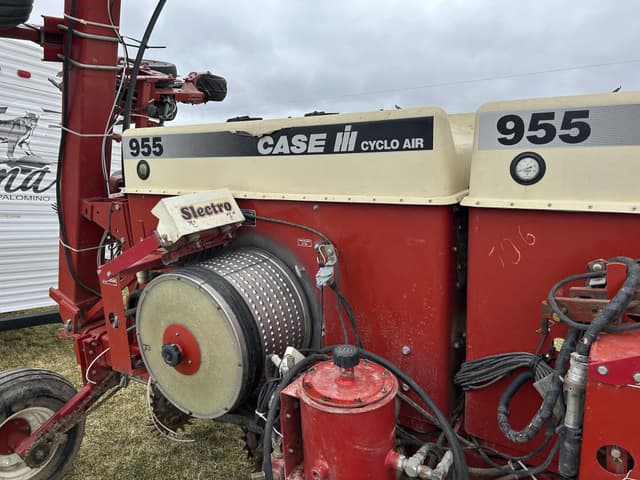 Image of Case IH 955 equipment image 3