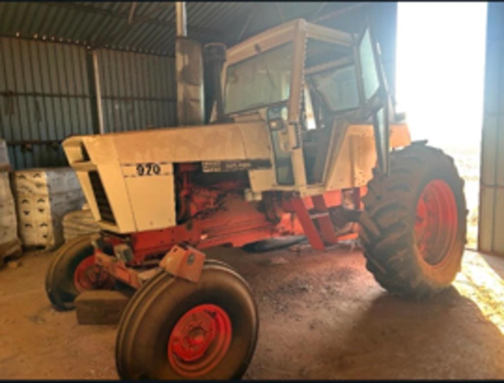 J.I. Case 970 Equipment Image0