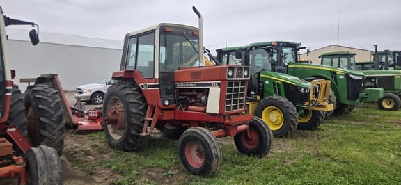 International Harvester 986 Equipment Image0