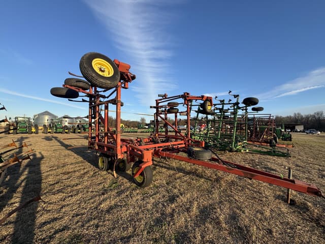 Image of Case IH 5800 equipment image 4