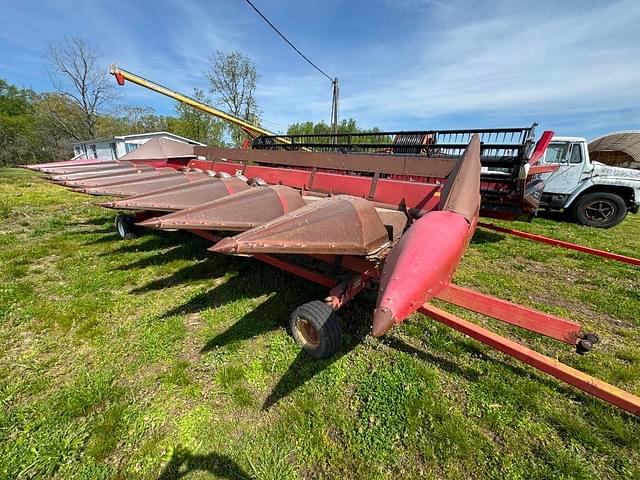 Image of Case IH 1083 equipment image 1