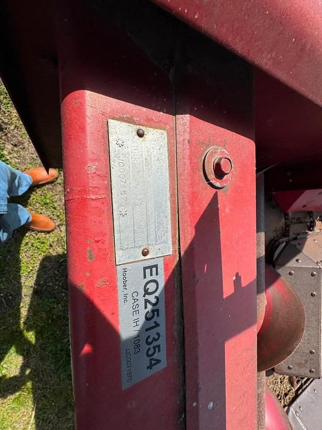Image of Case IH 1083 equipment image 4