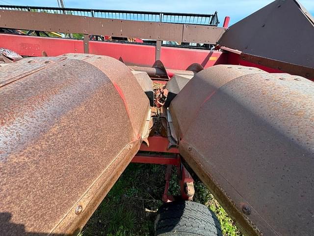 Image of Case IH 1083 equipment image 3