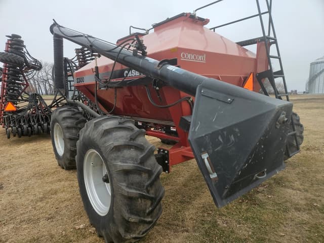 Image of Case IH 2300 Concord equipment image 4