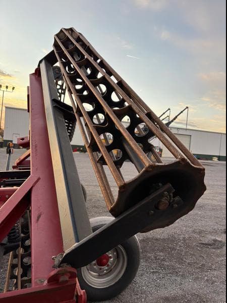 Image of Case IH 110 equipment image 3