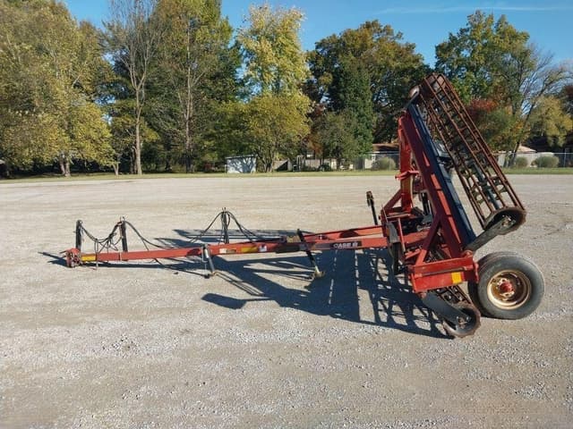 Image of Case IH Crumbler equipment image 4