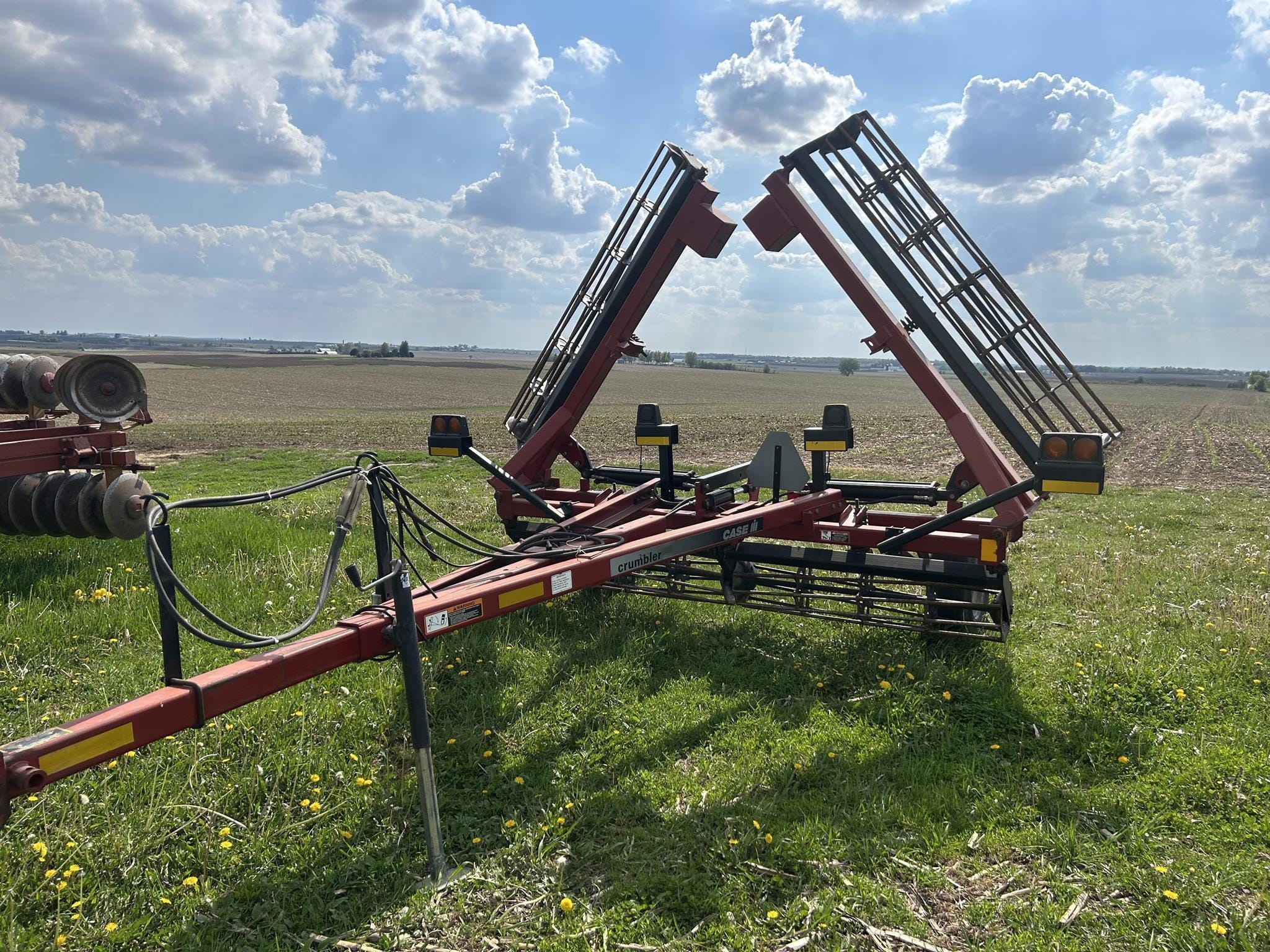 Case IH Crumbler Equipment Image0