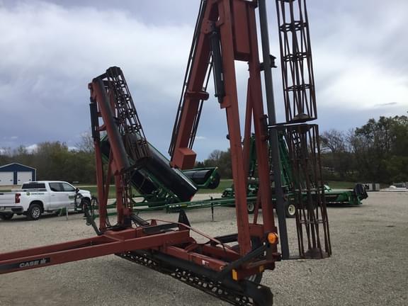 Image of Case IH Crumbler equipment image 2