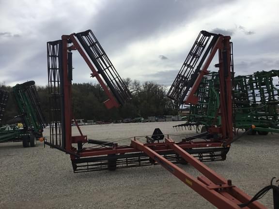 Image of Case IH Crumbler equipment image 1
