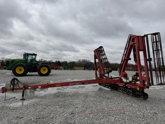 Image of Case IH Crumbler equipment image 3
